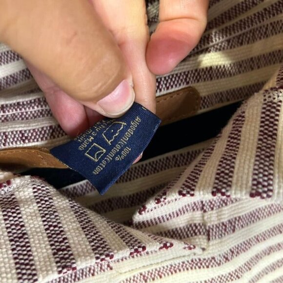 Artisan trading post poncho. 100% cotton. Brand new. Burgundy/cream. Hooded. - Picture 3 of 10